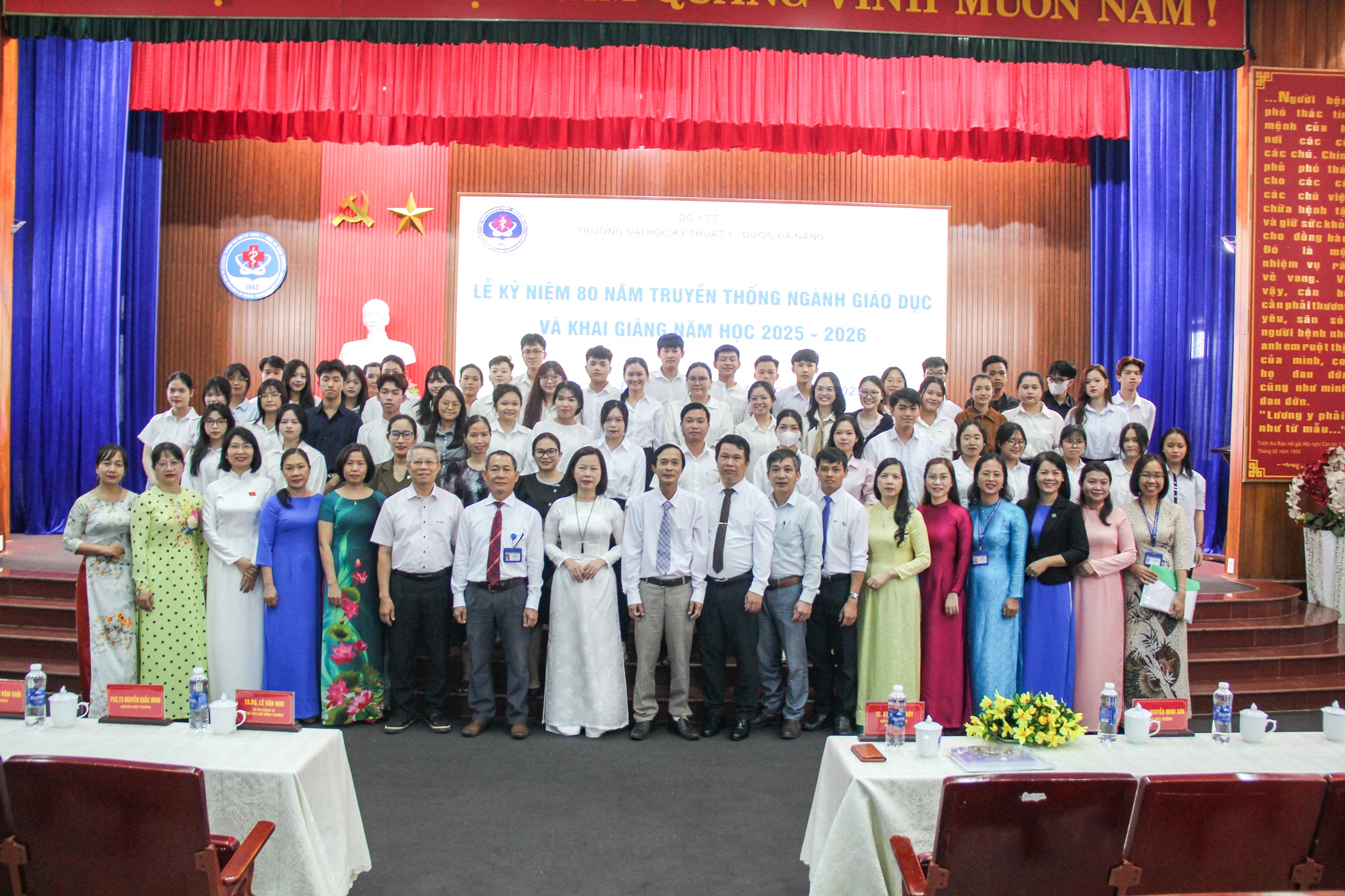 Trường Đại học Kỹ thuật Y - Dược Đà Nẵng tham dự trực tuyến Lễ kỷ niệm 80 năm truyền thống ngành Giáo dục và khai giảng năm học 2025 - 2026