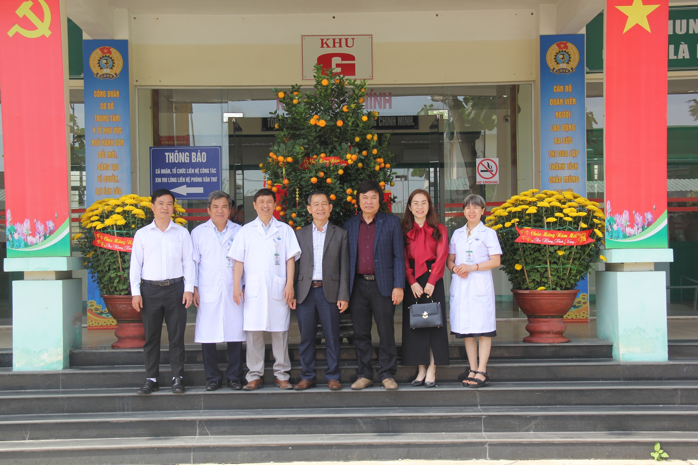 Tri ân - Kết nối - Đồng hành 