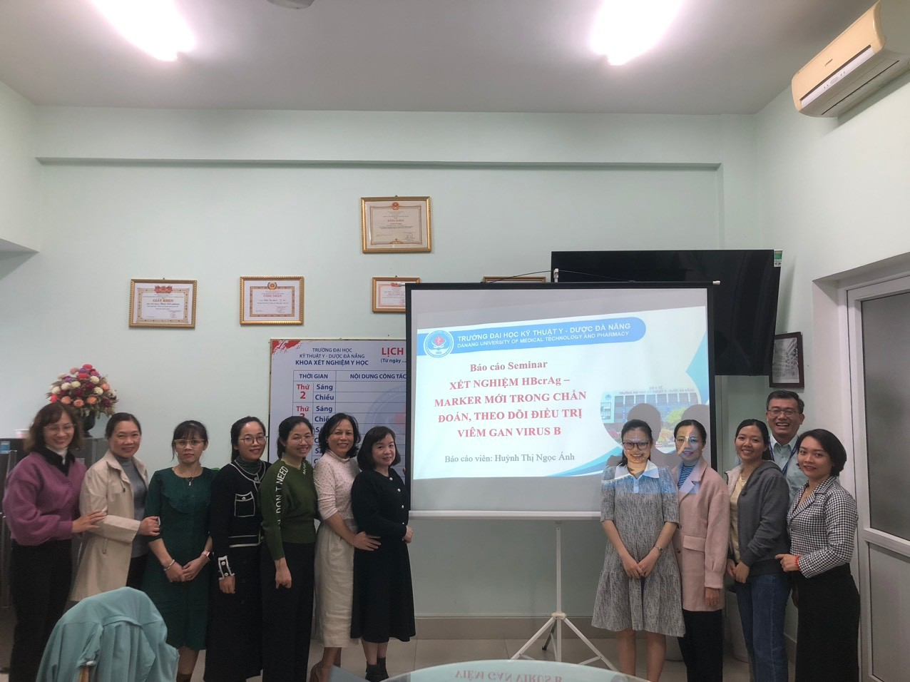 SEMINAR "Xét nghiệm HBcrAg – Marker mới trong chẩn đoán, theo dõi điều trị viêm gan virus B.” 