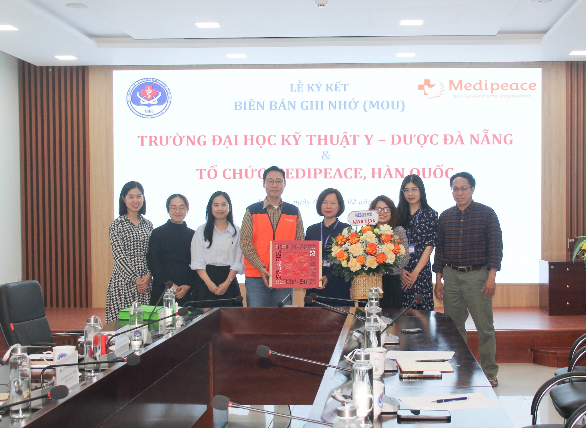 Trường Đại học Kỹ thuật Y - Dược Đà Nẵng ký kết Thỏa thuận hợp tác với Tổ chức Medipeace