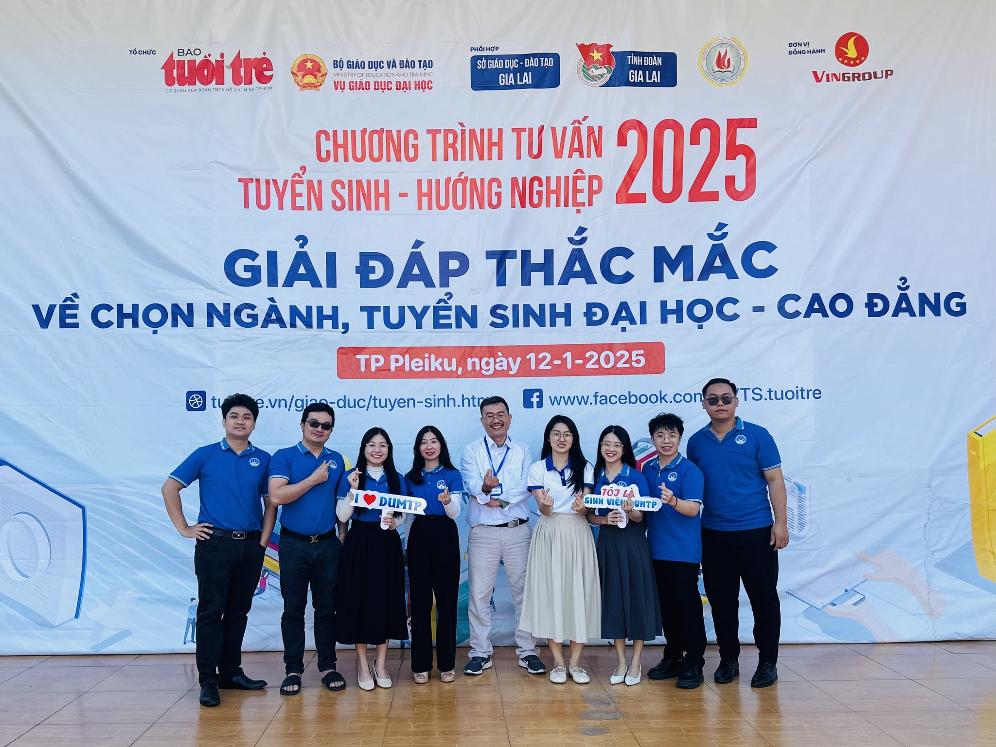 Trường Đại học Kỹ thuật Y - Dược Đà Nẵng tham gia Ngày hội tư vấn tuyển sinh – hướng nghiệp năm 2025