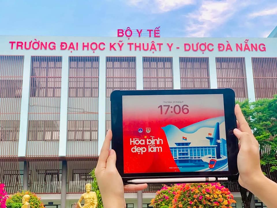 TUỔI TRẺ TRƯỜNG ĐẠI HỌC KỸ THUẬT Y - DƯỢC ĐÀ NẴNG PHÁT ĐỘNG ĐỒNG LOẠT THAY ĐỔI HÌNH ĐẠI DIỆN CHÀO MỪNG KỶ NIỆM 50 NĂM GIẢI PHÓNG MIỀN NAM, THỐNG NHẤT ĐẤT NƯỚC.