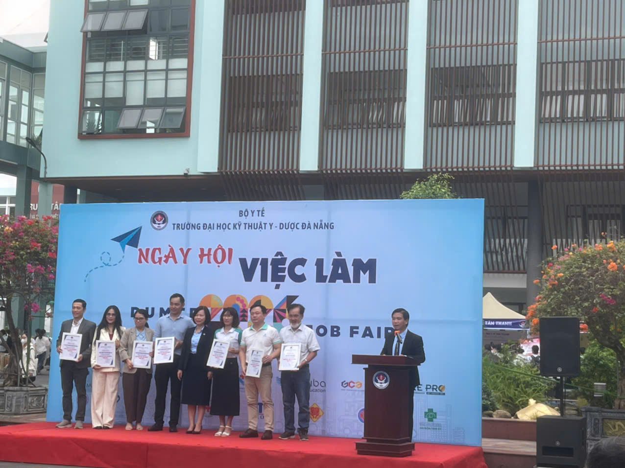 Ngày hội việc làm 2026 Trường Đại học Kỹ thuật Y - Dược Đà Nẵng